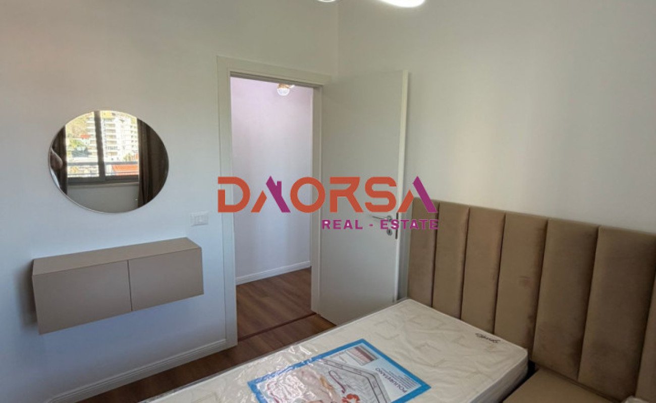 Apartamento à venda 2+1 com vista para o mar