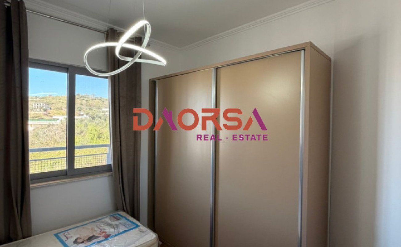 Apartamento à venda 2+1 com vista para o mar