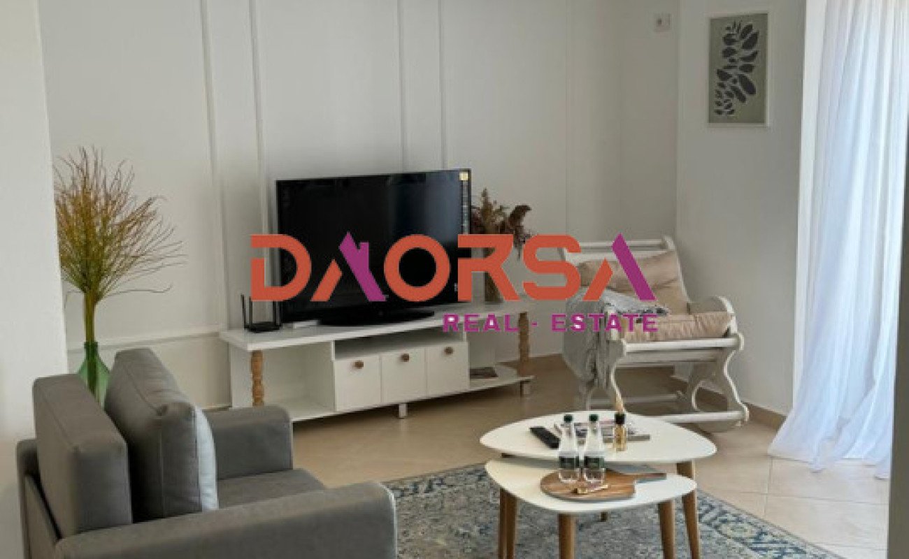 En alquiler: Apartamento 1+1 en arragosta currila