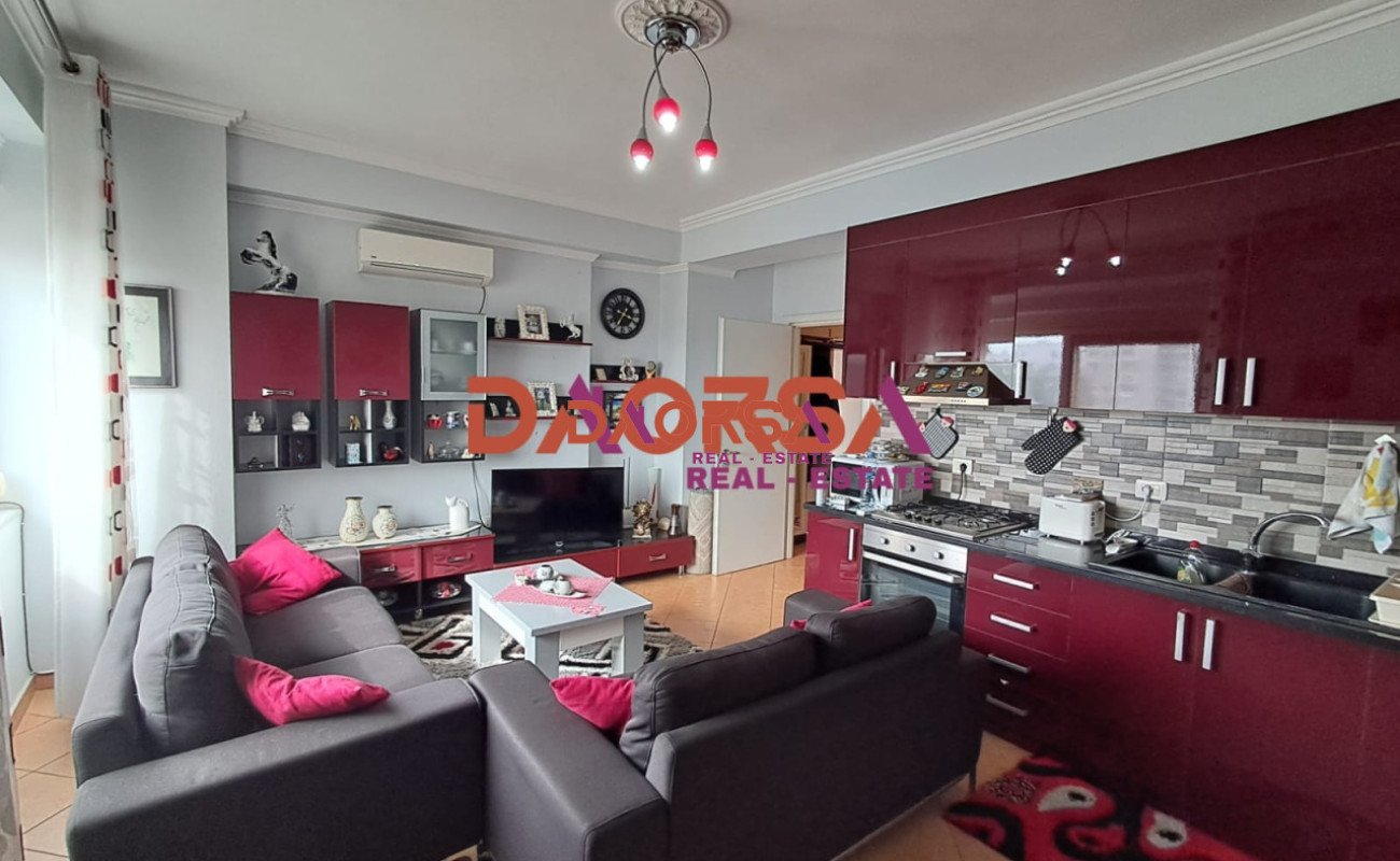 Shitet apartament 1+1 në plazh, Durrës (#{i+2})