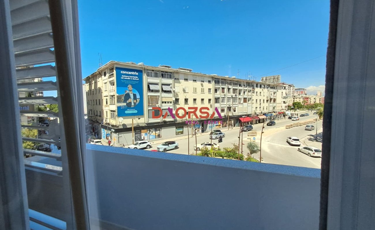 Commercial space for rent 129 m² in Durrës