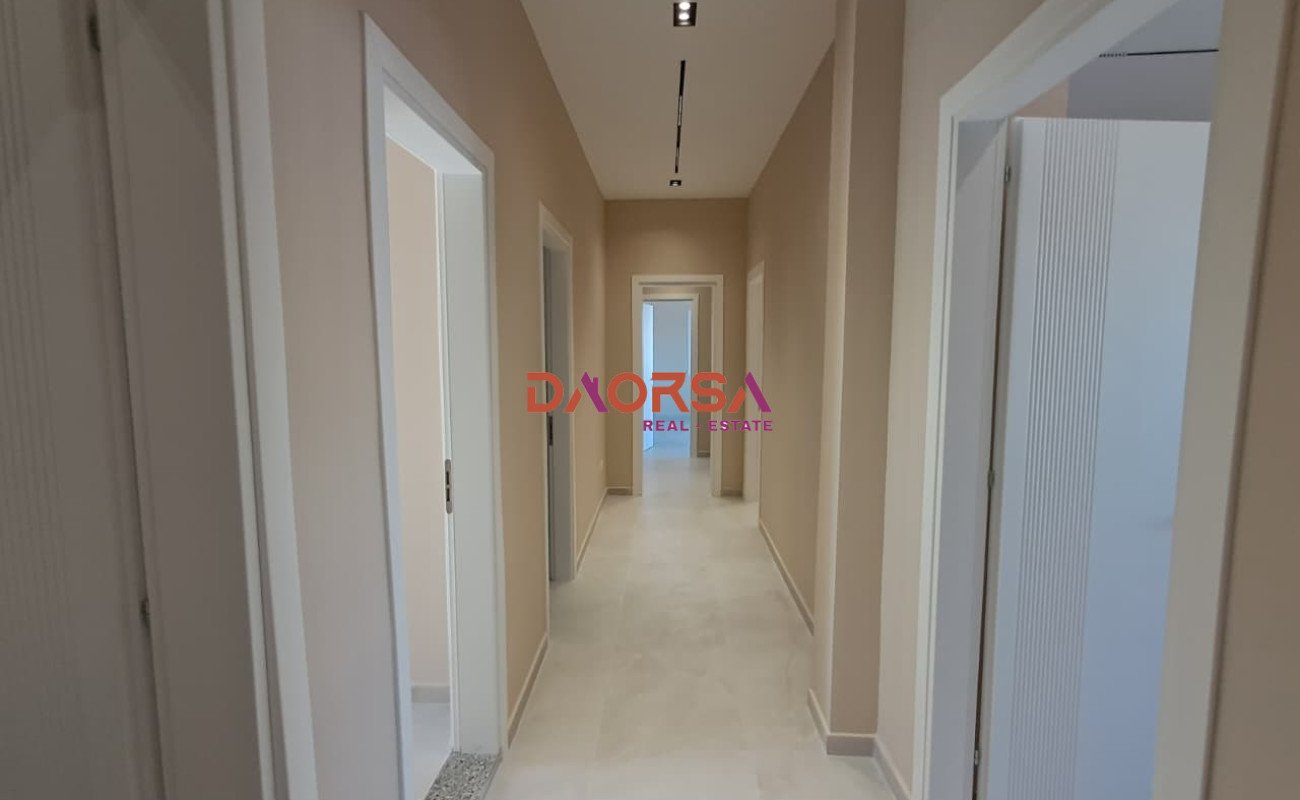 Commercial space for rent 129 m² in Durrës