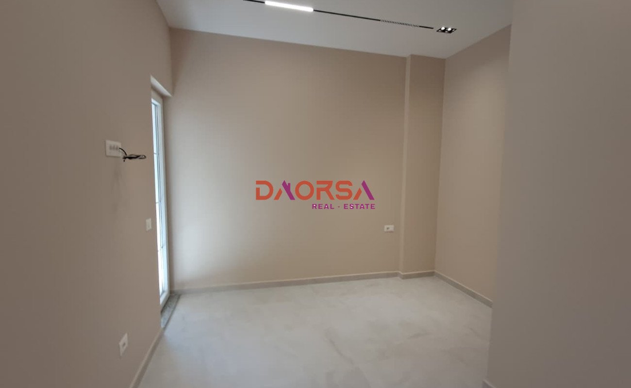 Commercial space for rent 129 m² in Durrës