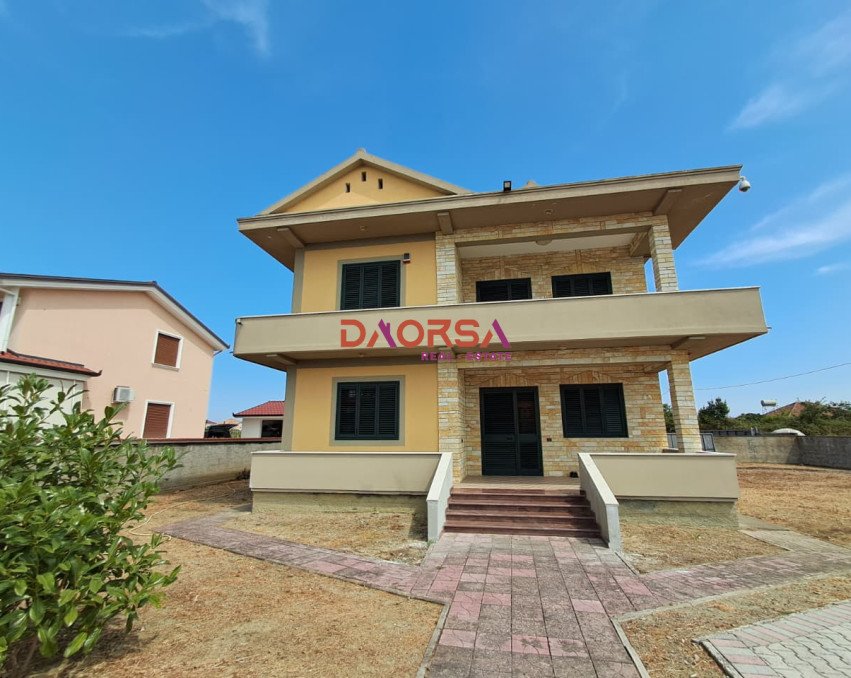 SHITET SHTEPI PRIVATE NE SUKTH DURRES