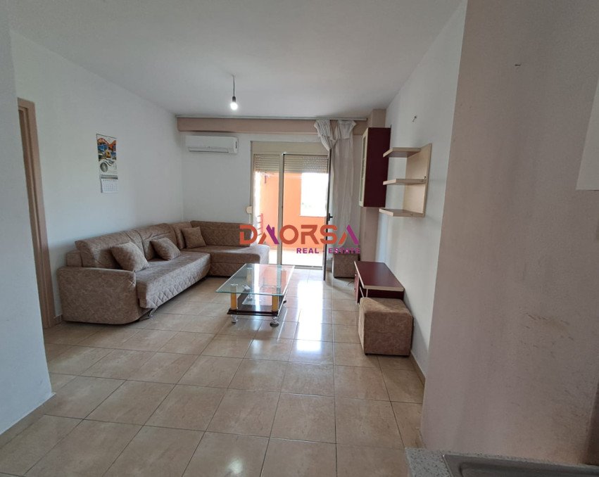 1+1 Apartment for Rent at Rotonda – Plepa, Durrës