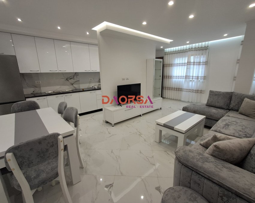 Jepet me qira apartament 2+1+2 + depo – Te Markata